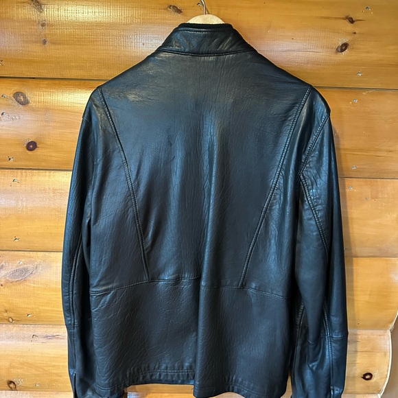 Men’s DKNY Genuine leather motorcycle style jacket. - Picture 2 of 4